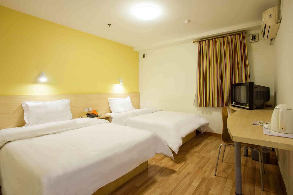 7Days Inn Jiangmen Peng Jiang Qiao North Δωμάτιο φωτογραφία