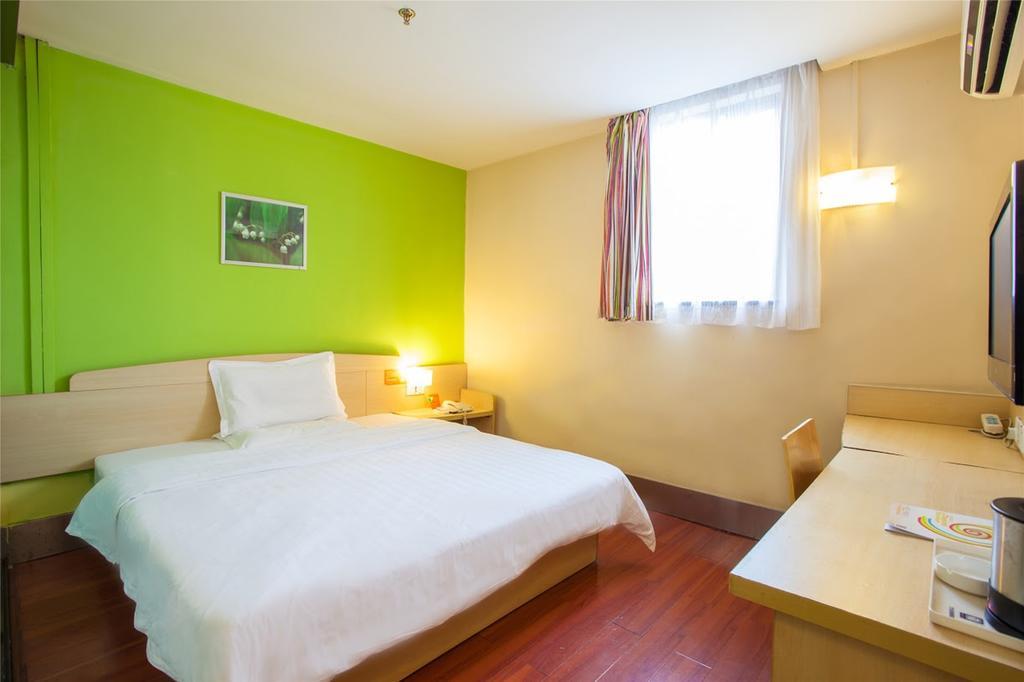 7Days Inn Jiangmen Peng Jiang Qiao North Εξωτερικό φωτογραφία
